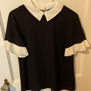 CeCe Black & White Crepe Blouse Size Small